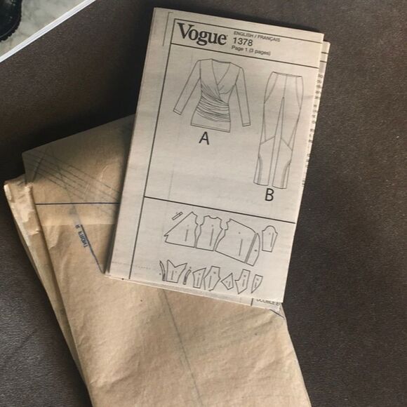 Vogue Pattern #1378 Donna Karan - Picture 5 of 5